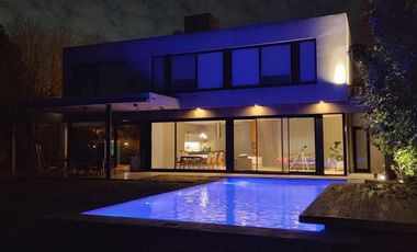 Casa en Juan Maria Gutierrez