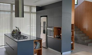 Casa en Juan Maria Gutierrez