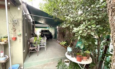 Venta- Casa 2 dormitorios con cochera y pileta en Funes