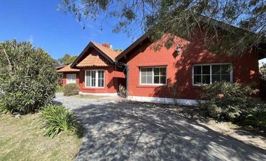 Casa en una planta  en Echeverría del Lago - Canning  | 4 Amb