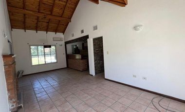 Casa en una planta  en Echeverría del Lago - Canning  | 4 Amb