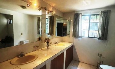 LOMA DE VISTA HERMOSA, Casa en renta. Jardín muy grande Excelente ubicación