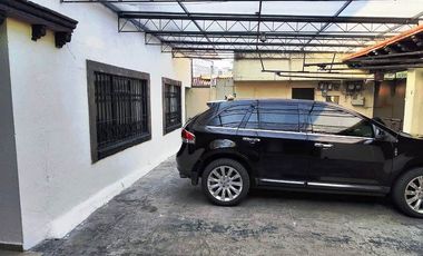 LOMA DE VISTA HERMOSA, Casa en renta. Jardín muy grande Excelente ubicación