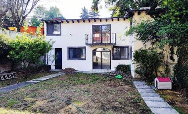 LOMA DE VISTA HERMOSA, Casa en renta. Jardín muy grande Excelente ubicación