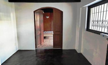 LOMA DE VISTA HERMOSA, Casa en renta. Jardín muy grande Excelente ubicación