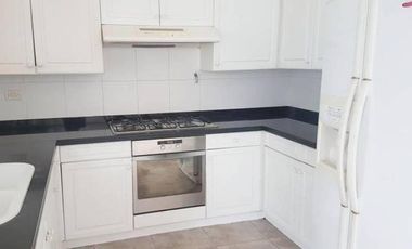 Casa en alquiler en barrio Barrancas del Lago, Nordelta