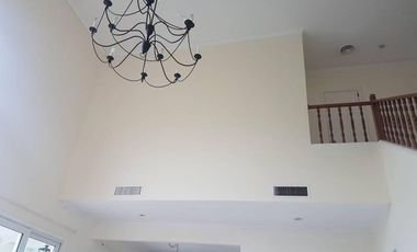 Casa en alquiler en barrio Barrancas del Lago, Nordelta