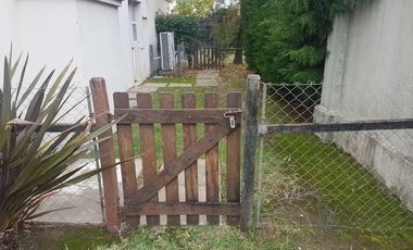 Casa en alquiler en barrio Barrancas del Lago, Nordelta