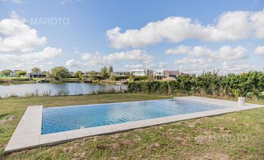 CASA EN VENTA- ALQUILER - LAGUNA- EN EL CANTON - MAROTO PROPIEDADES