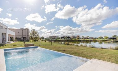 CASA EN VENTA- ALQUILER - LAGUNA- EN EL CANTON - MAROTO PROPIEDADES