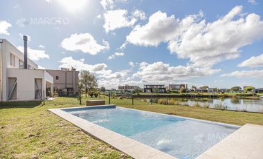 CASA EN VENTA- ALQUILER - LAGUNA- EN EL CANTON - MAROTO PROPIEDADES