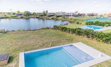 CASA EN VENTA- ALQUILER - LAGUNA- EN EL CANTON - MAROTO PROPIEDADES