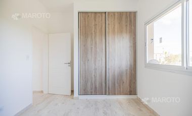 CASA EN VENTA- ALQUILER - LAGUNA- EN EL CANTON - MAROTO PROPIEDADES
