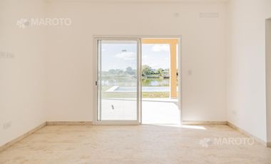 CASA EN VENTA- ALQUILER - LAGUNA- EN EL CANTON - MAROTO PROPIEDADES