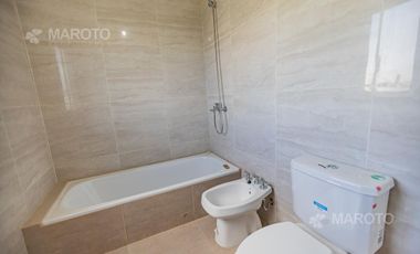 CASA EN VENTA- ALQUILER - LAGUNA- EN EL CANTON - MAROTO PROPIEDADES