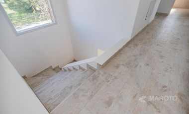 CASA EN VENTA- ALQUILER - LAGUNA- EN EL CANTON - MAROTO PROPIEDADES