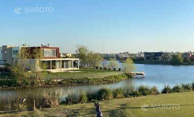CASA EN VENTA- ALQUILER - LAGUNA- EN EL CANTON - MAROTO PROPIEDADES