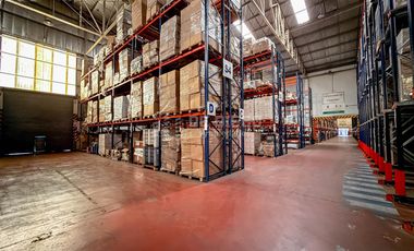 Deposito Parque Industrial en alquiler de 23.000 m2 totales, La Tablada, La Matanza.