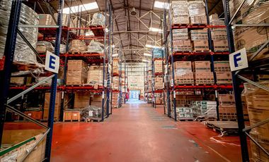 Deposito Industrial en alquiler de 7493 m2 cubiertos, La Tablada, La Matanza.