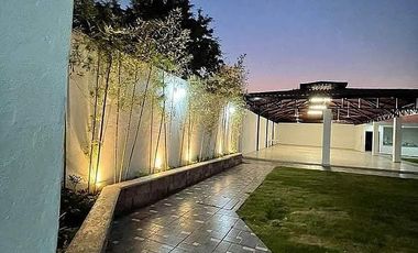 Local de fiestas recién terminado en Colima