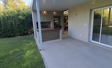 Casa en Santa Teresa, Villanueva, Benavidez,Tigre