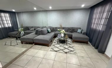 Casas en Venta en Hacienda Santa Fe