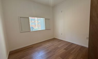 VENTA-CASA-SARGENTO CABRAL-DOS DORMITORIOS-PILETA