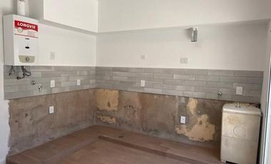 VENTA-CASA-SARGENTO CABRAL-DOS DORMITORIOS-PILETA