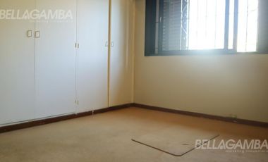 CASA ALQUILER FLORIDA 6 AMBIENTES  JARDIN PARRILLA COCHERA.