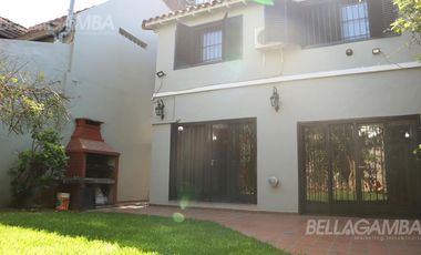 CASA ALQUILER FLORIDA 6 AMBIENTES  JARDIN PARRILLA COCHERA.