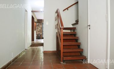 CASA ALQUILER FLORIDA 6 AMBIENTES  JARDIN PARRILLA COCHERA.