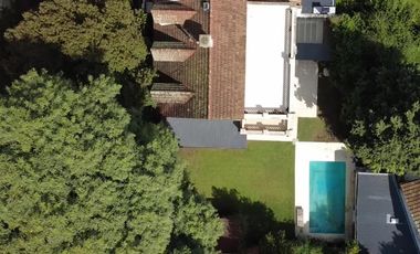 Casa en venta - Acassuso - San Isidro