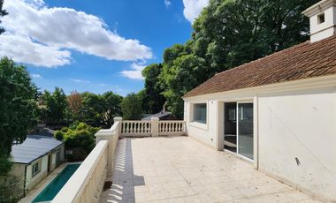 Casa en venta - Acassuso - San Isidro