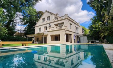 Casa en venta - Acassuso - San Isidro