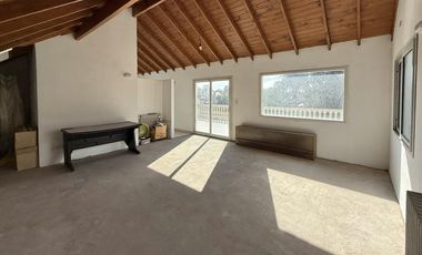 Casa en venta - Acassuso - San Isidro