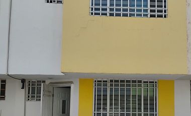Renta  de casa al sur de la ciudad en colonia SNTE.