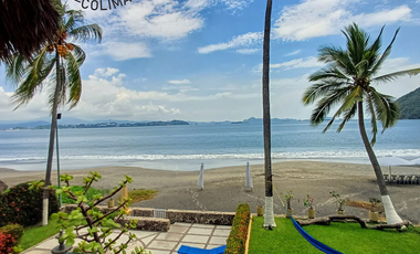 HERMOSA CASA A ORILLA DE PLAYA EN CLUB SANTIAGO