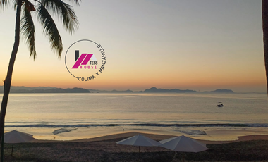 HERMOSA CASA A ORILLA DE PLAYA EN CLUB SANTIAGO