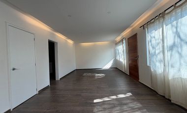 Casa en renta en Lomas de Santa fe .