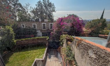 Casa en renta en Lomas de Santa fe .