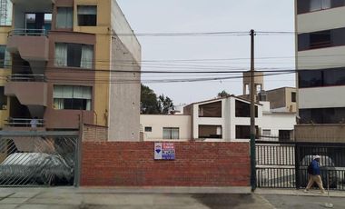 TERRENO PREMIUN EN VENTA A MEIDA CDRA DE LA AV. ENCALADA, 311.87Mts2 –  SURCO
