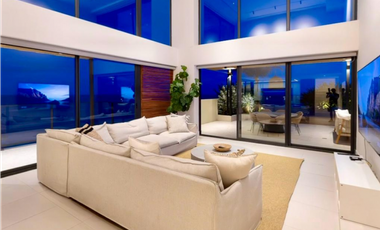 Se Vende Penthouse en Punta Caelo