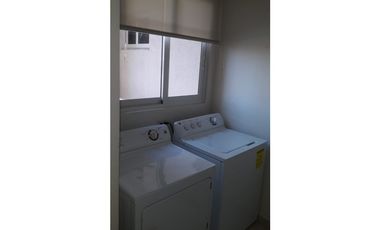 Alquiler Apartamento PH Torres de Versalles