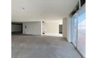 Venta de Ofibodega en Tocumen 377m2