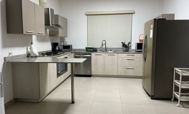 Casa en Venta en La Mare – Punta Barco | Amoblada | Piscina Privada