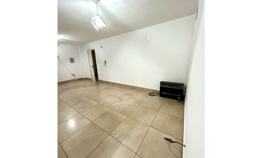 Alquilamos departamento 2 habitaciones sobre San Martín, Las Heras
