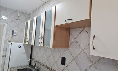 VENTA – 2 AMBIENTES AL FRENTE CON BALCÓN SALIENTE