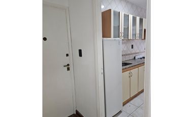 VENTA – 2 AMBIENTES AL FRENTE CON BALCÓN SALIENTE