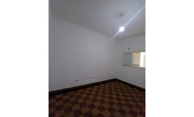 CASA EN ALQUILER UBICADA EN CALLE CONGRESO 381