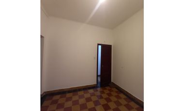 CASA EN ALQUILER UBICADA EN CALLE CONGRESO 381